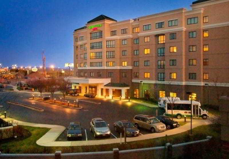 Courtyard By Marriott Newark Elizabeth Hotel Exterior photo